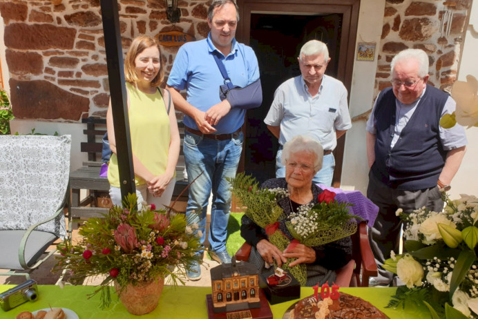 Fallece Adela Solares Villar, la abuela de Villaviciosa - Concejo de Villaviciosa