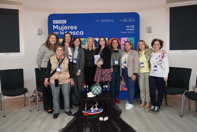 ANMUPESCA reúne en Llastres a las protagonistas del sector pesquero en el III Foro Mujeres en la Pesca - Concejo de Colunga