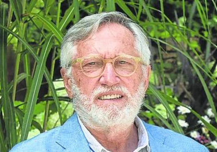 Francisco J. Llera Ramo, elegido nuevo miembro de la Real Academia de Ciencias Morales y Políticas - Concejo de Caravia