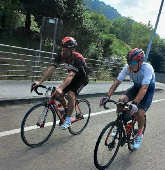 Fran Sotres completa 600 km circulando 24 horas non stop en bicicleta - Concejo de Llanes