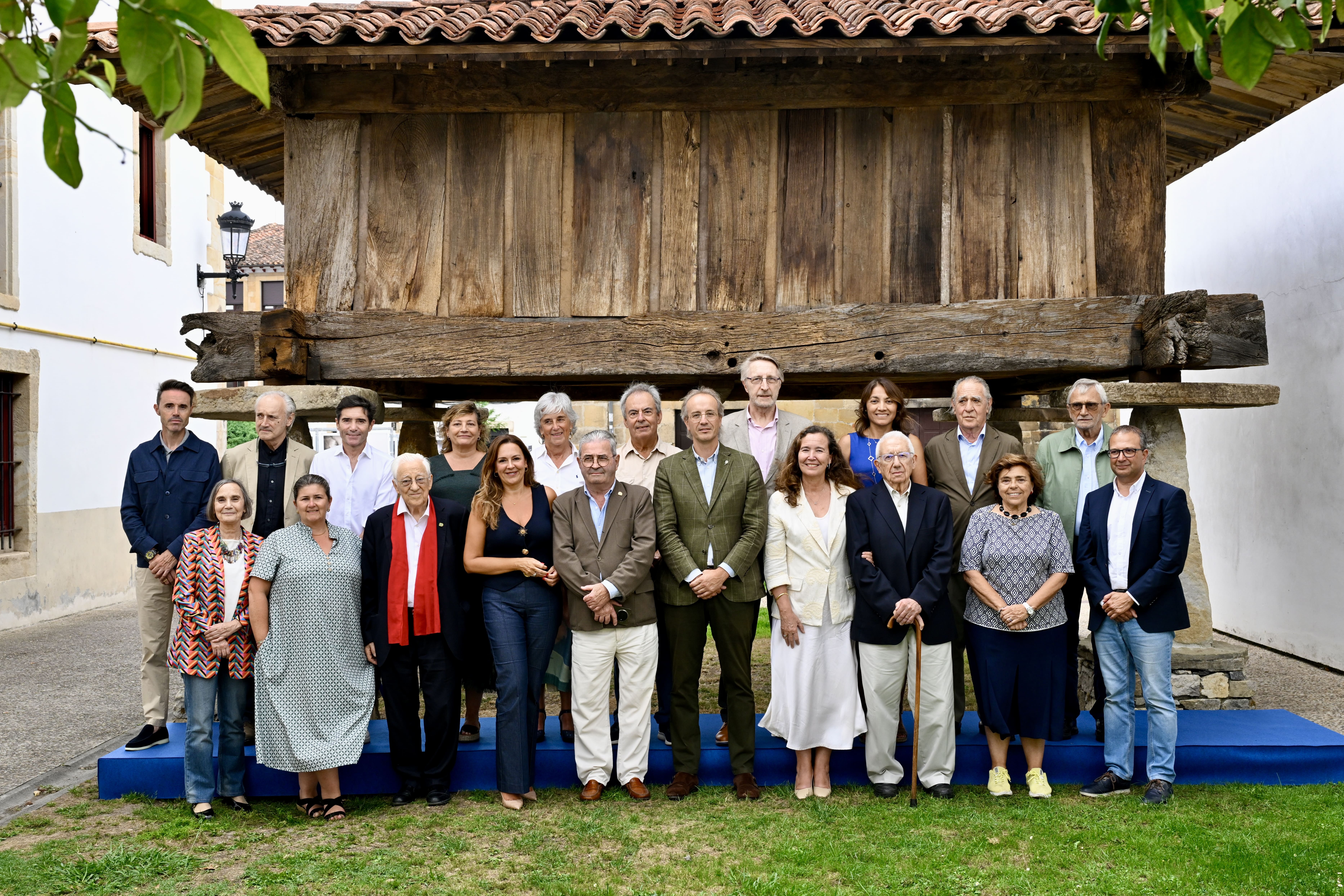 La Fundación Corripio Alonso anuncia en Villaviciosa los premiados de su primera edición - Concejo de Villaviciosa