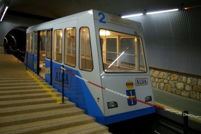 El funicular de Bulnes reanuda mañana su actividad - Turismo