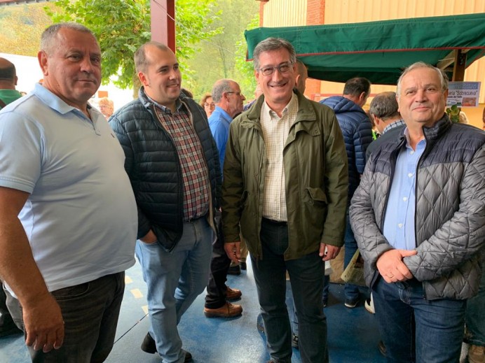 Ignacio Prendes, asistió este domingo al XL Certamen del Queso Gamoneu - Oriente de Asturias