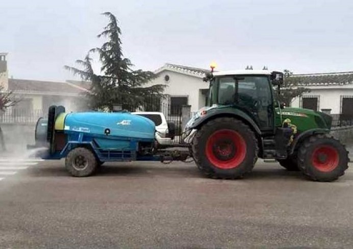 Junta Ganadera Llanes desinfecta calles y zonas públicas - Concejo de Llanes