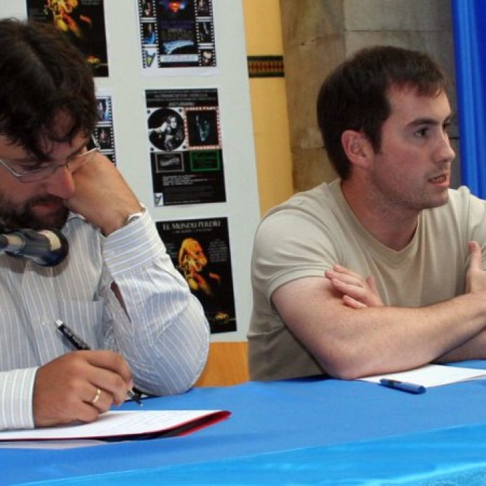 José Ángel Gayol gana el permio de relatos cortos Xosé Caveda y Nava del Ayto de Villaviciosa - Concejo de Villaviciosa