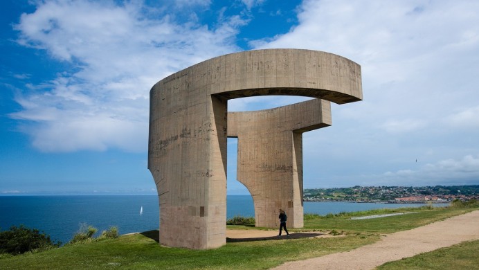 ¿Qué hace famosas a Oviedo y Gijón? - Asturias
