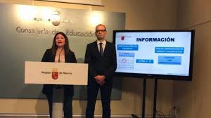 Una de cada cuatro familias opta por solicitar plaza en centros educativos para el próximo curso de forma telemática - Asturias