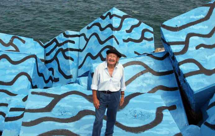 Fallece a los 93 años Agustín Ibarrola, autor de los Cubos de la Memoria - Concejo de Llanes