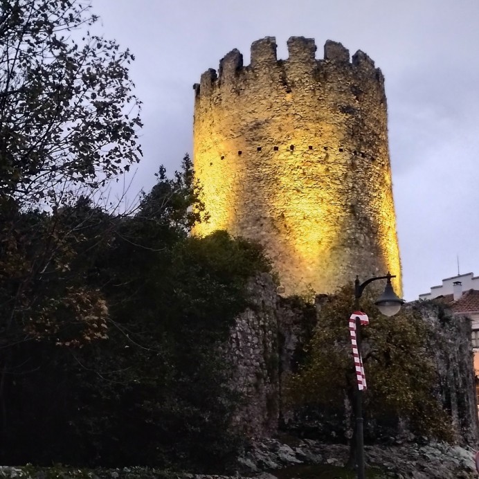 Llanes inaugura la iluminación inteligente de edificios singulares en el marco del Plan de Sostenibilidad Turística - Concejo de Llanes