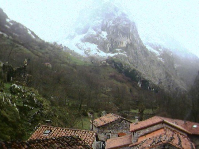 Llega la nieve al oriente de Asturias - Webcams de Asturias