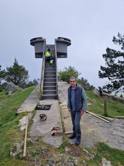  Reabierto el mirador del Fitu tras reparar los destrozos causados por actos vandálicos - Concejo de Parres