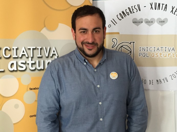 "El resultáu electoral podría permitir una reforma estatutaria cola oficialidá y vamos trabayar por ello" - Noticies N´Asturianu