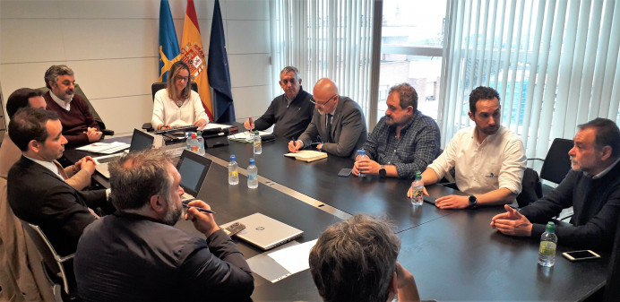 El Gobierno de Asturias creará un grupo de trabajo con los ayuntamientos para profundizar en la coordinación sobre prevención y extinción de incendios forestalesEl Gobierno de Asturias creará un grupo de trabajo con los ayuntamientos para profundizar en la coordinación sobre prevención y extinción de incendios forestales - Asturias