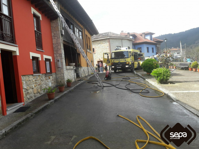 Incendio urbano en Piloña - Concejo de Piloña