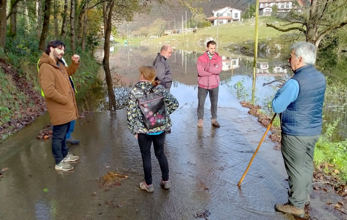 Ayuntamiento abre acceso rodado a Frieras, incomunicado - Concejo de Llanes