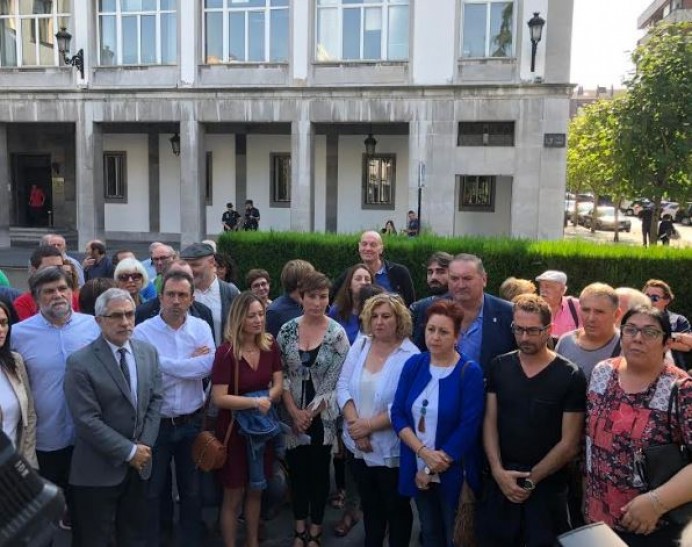 IU pide el fin de la campaña de acoso a sus cargos públicos y exige medidas contra la sangría de filtraciones - Política