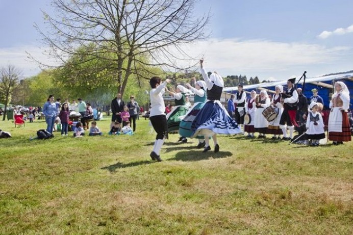 La Jira al Embalse de Trasona - Fiestas y Tradiciones