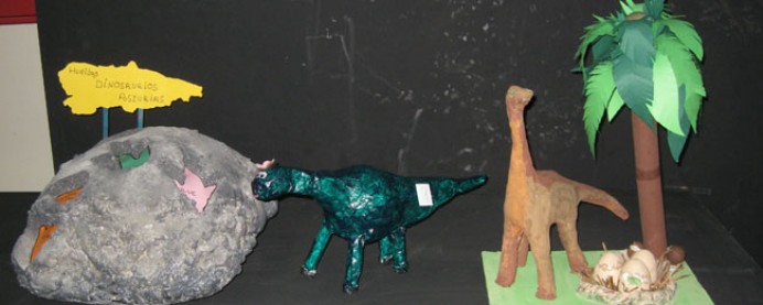 El MUJA entrega este jueves los premios del concurso escolar Construye tu dinosaurio - Concejo de Colunga