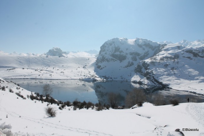 Lagos de Covadonga: Paseo por el Lago Enol - Turismo