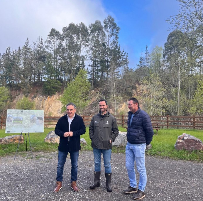 La Laguna del Enguilu, en Nava, renace como humedal tras su restauración ambiental