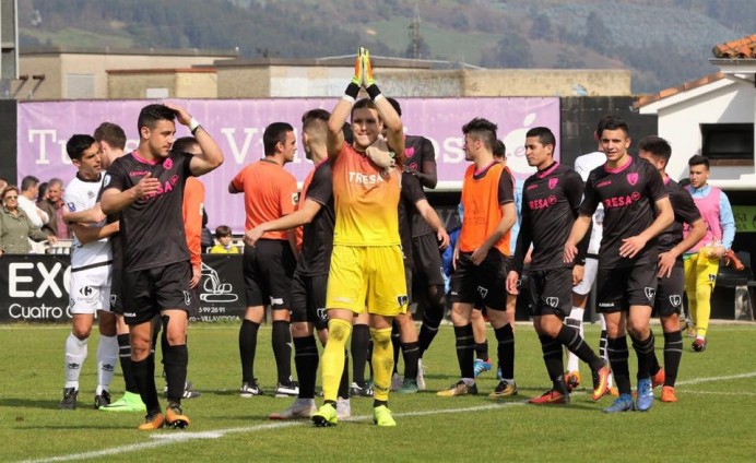 Un Lealtad invicto en la temporada 18-19 finaliza como líder de la Tercera Asturiana - Deportes