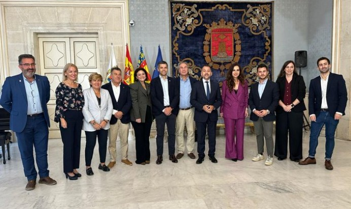 Llanes participa en la Comisión de Turismo de la FEMP celebrada en Alicante - Concejo de Llanes