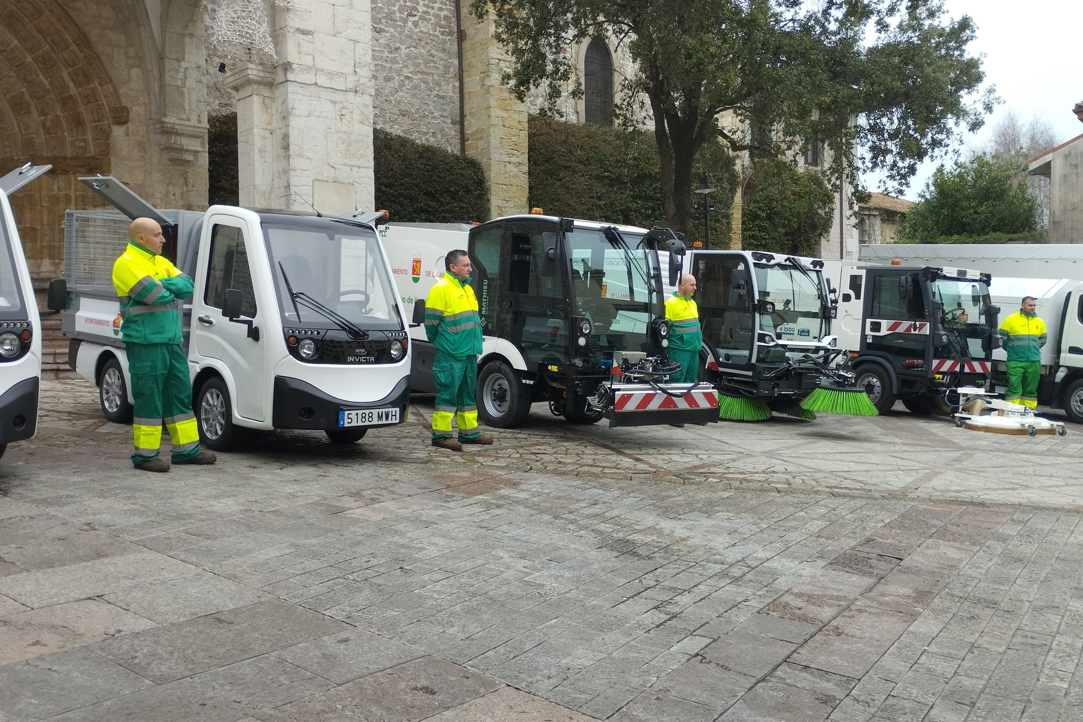 Llanes logra la Escoba de Platino 2026 por su excelencia en limpieza urbana y sostenibilidad - Ecología y Medioambiente