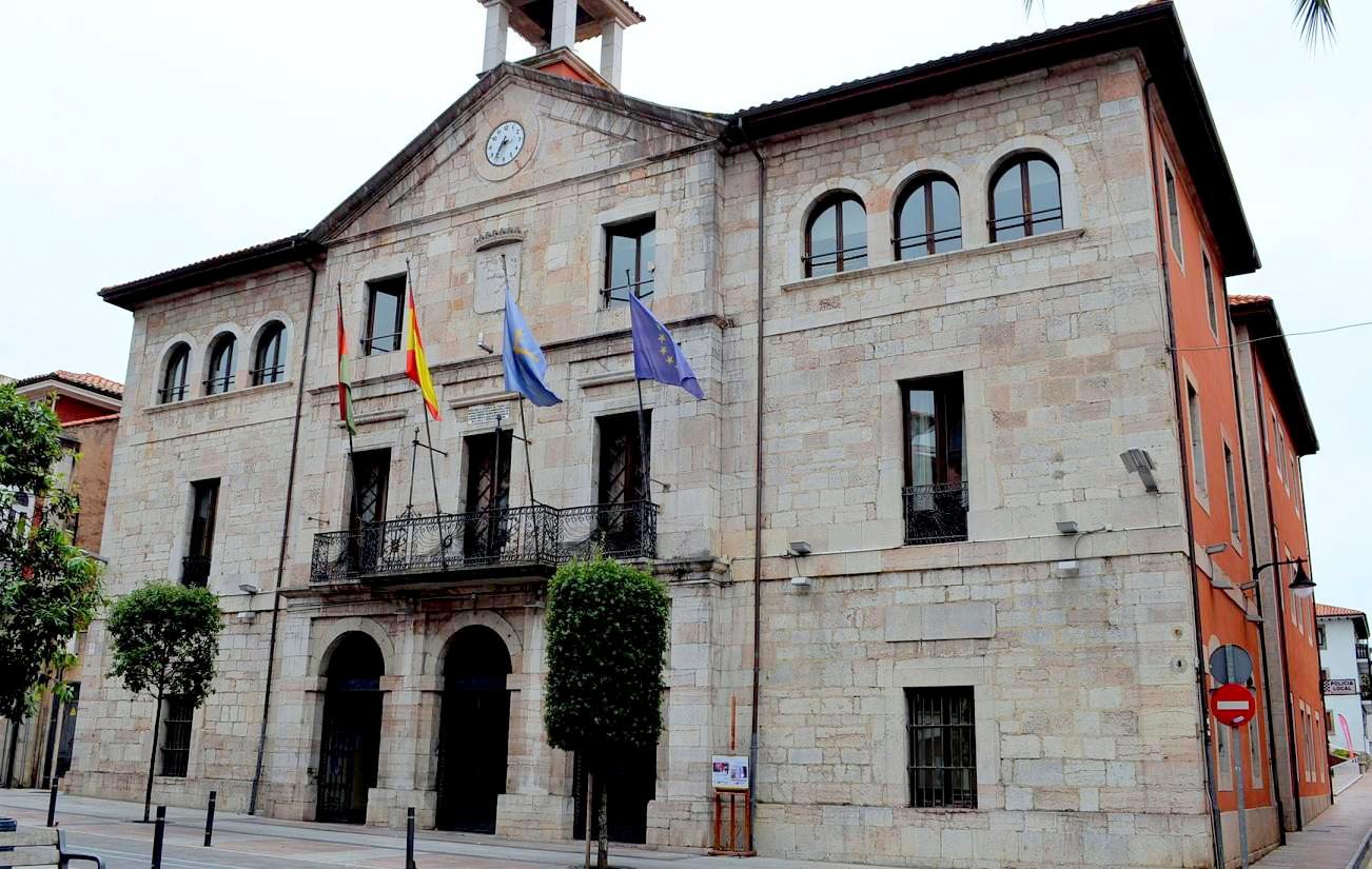 Llanes finaliza la nueva numeración de viviendas y codificación de viales en la parroquia de Pría - Concejo de Llanes