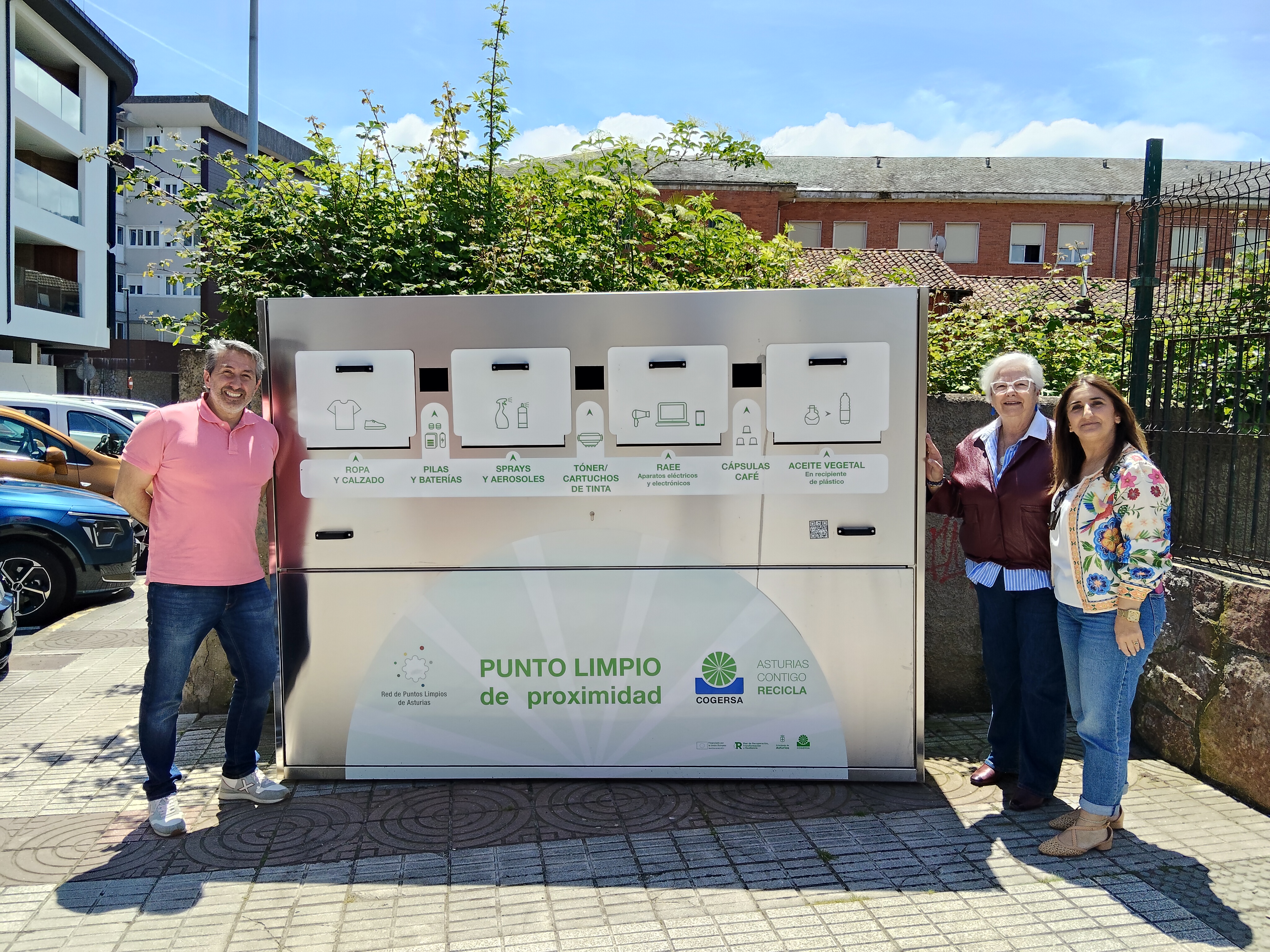 Llanes instala un nuevo Punto Limpio de Proximidad para facilitar el reciclaje doméstico - Concejo de Llanes