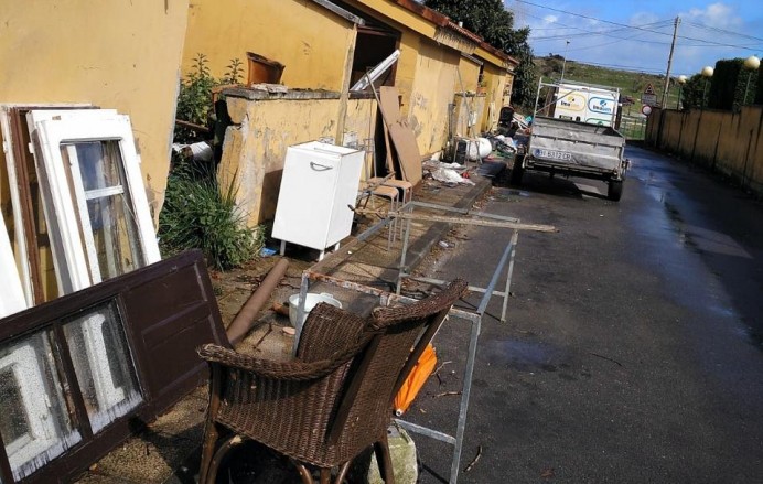 Llanes concede licencia derribo viviendas sociales tanatorio - Concejo de Llanes