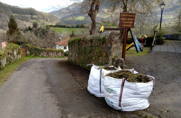 Gestión de zonas verdes en La Riera y Libardón - Concejo de Colunga