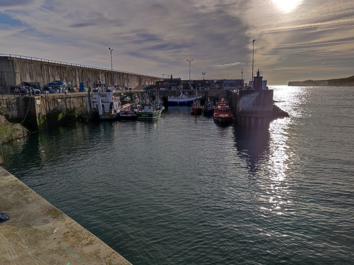 Ecologistas de Asturias: Le pedimos a la Demarcación de Costas que no autorice el vertido al mar de los lodos del dragado del puerto de Llanes - Concejo de Llanes