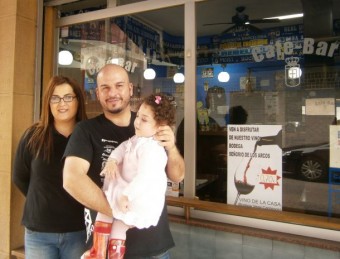 La peña oviedista Cielo Azul (Arriondas)  recoge fondos para ayudar a Lucía Bardón - Concejo de Parres