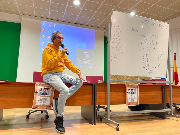 Prevención de ludopatía en el IES de Llanes - Concejo de Llanes