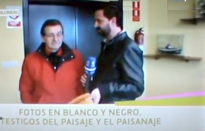 Reportajes sobre antiguas lanchas de Lastres en un Libro y sobre el artesano Luis Montoto - Concejo de Colunga