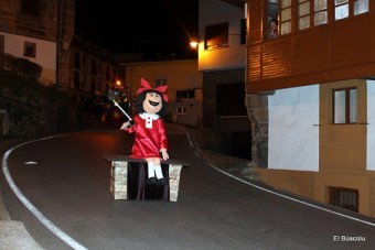 Desfile de Carnaval en Lastres - Concejo de Colunga