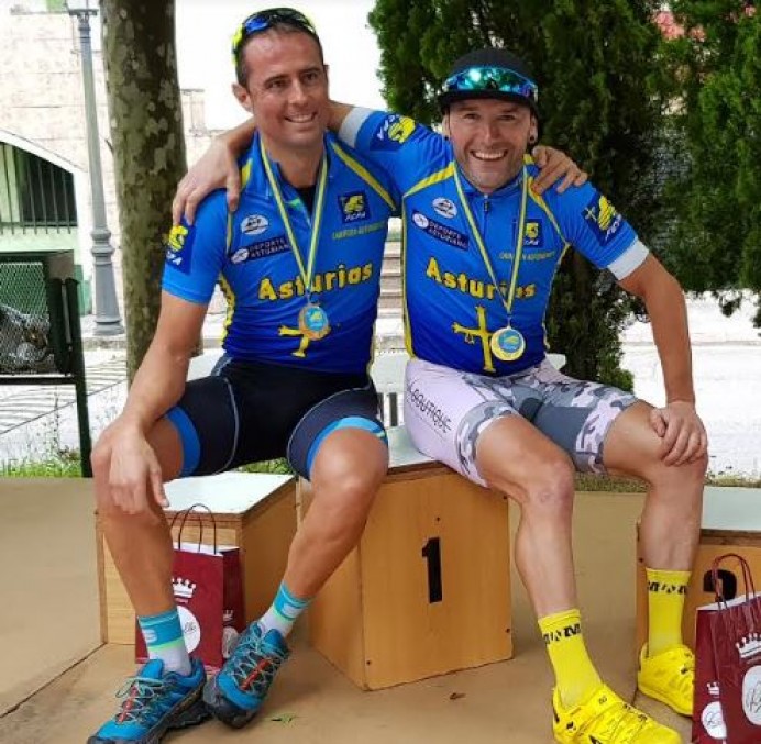 2 maliayos Campeones de Asturias Máster - Concejo de Villaviciosa
