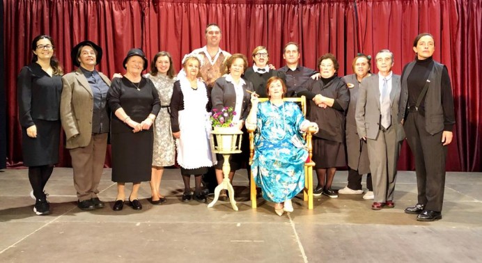 Comienza el taller de teatro con la obra ¡Cásate y verás! - Concejo de Ribadedeva