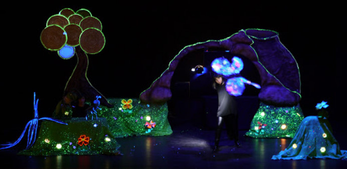 La compañía Mar Rojo Teatro prepara una nueva versión de Pinocho en Laboral Ciudad de la Cultura - Sociedad y Cultura