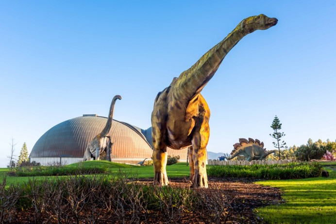 Talleres, Yincanas y Visitas Guiadas: Un Verano de Ciencia en el Museo del Jurásico de Asturias (MUJA) - Concejo de Colunga