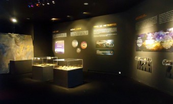 “Meteoritos” en el MUJA - Concejo de Colunga