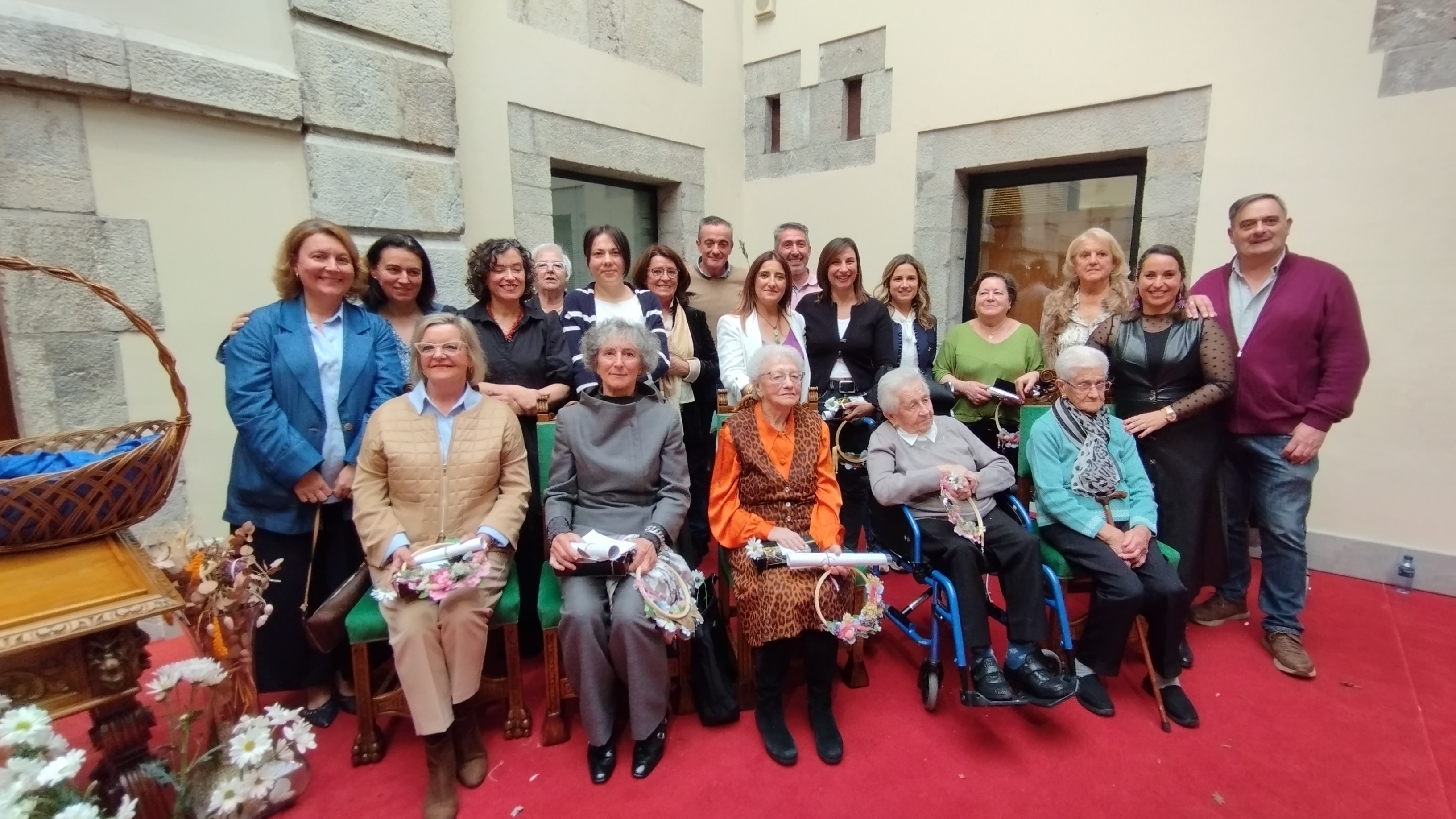 El Ayuntamiento de Llanes lanza el XXVI Premio Mujer Concejo - Concejo de Llanes