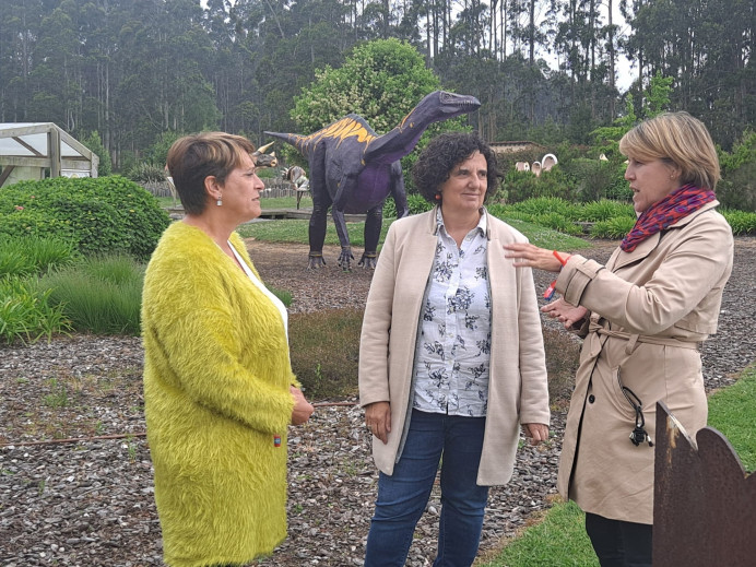 El MUJA y el museo Gondwana das Praehistorium colaborarán para difundir sus investigaciones sobre la era de los dinosaurios - Concejo de Colunga