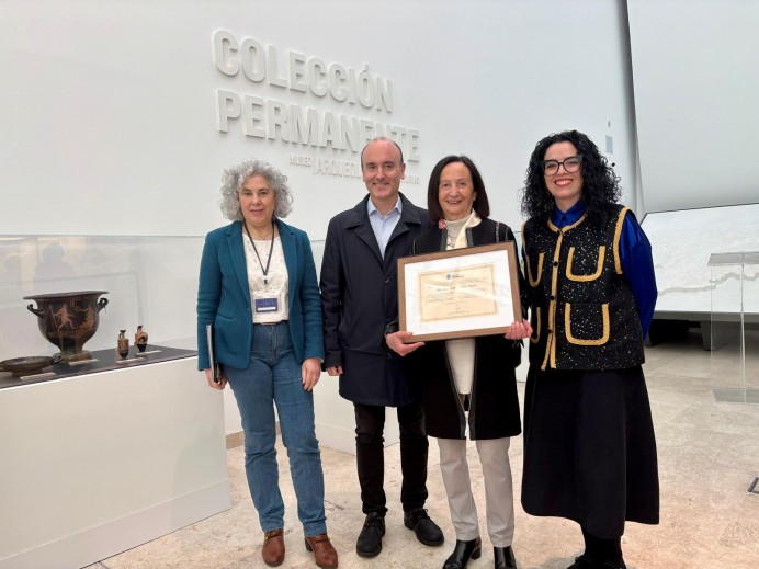 El Museo Arqueológico de Asturias incorpora el legado de Manuel Bayón con 243 piezas de gran valor histórico