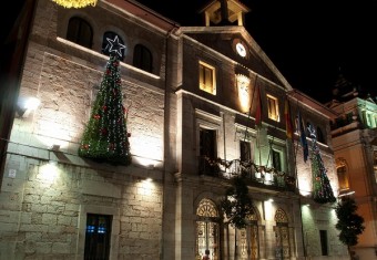 El Ayuntamiento de Llanes encenderá la iluminación navideña en su totalidad el 18 de diciembre - Concejo de Llanes