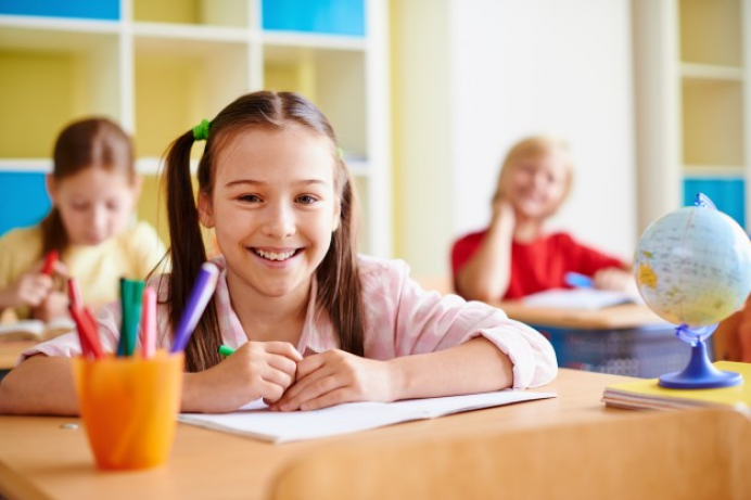 Iniciativa pol Asturianu exige cambios en la Consejería de Educación para garantizar la inscripción del nuevo profesorado en las listas de asturiano - Educación