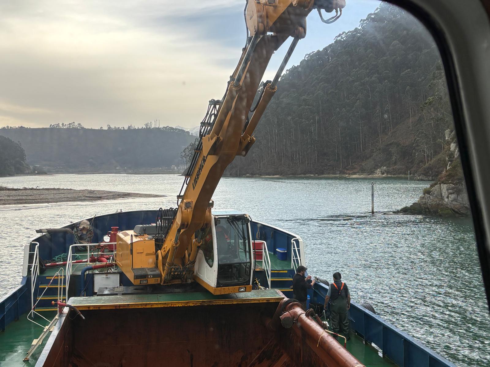 Movilidad inicia el dragado del puerto de Bustio con una inversión de 191.000 euros - Concejo de Ribadedeva