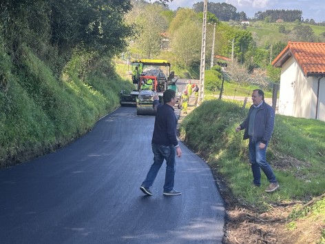 Villaviciosa acometerá este año un plan de rebacheos en caminos de la zona rural