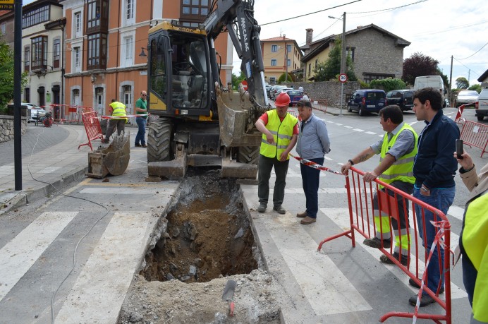 Obras colector calle Nueva - Concejo de Llanes