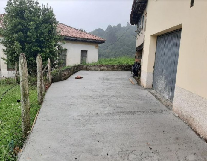 Ciudadanos cuestiona un informe del jefe de obras municipal de Parres sobre unas obras hechas en caminos de Carúa - Concejo de Parres